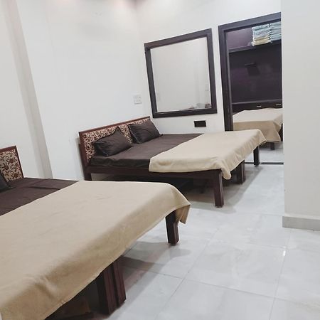 Hotel Prakash Palace Ujjain Bagian luar foto