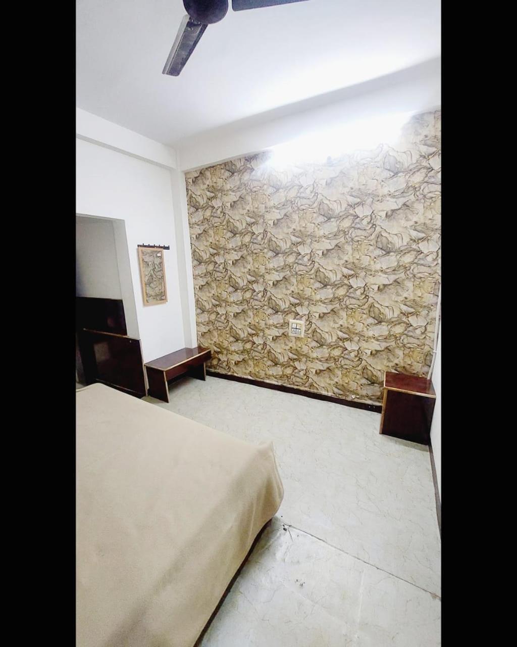Hotel Prakash Palace Ujjain Bagian luar foto